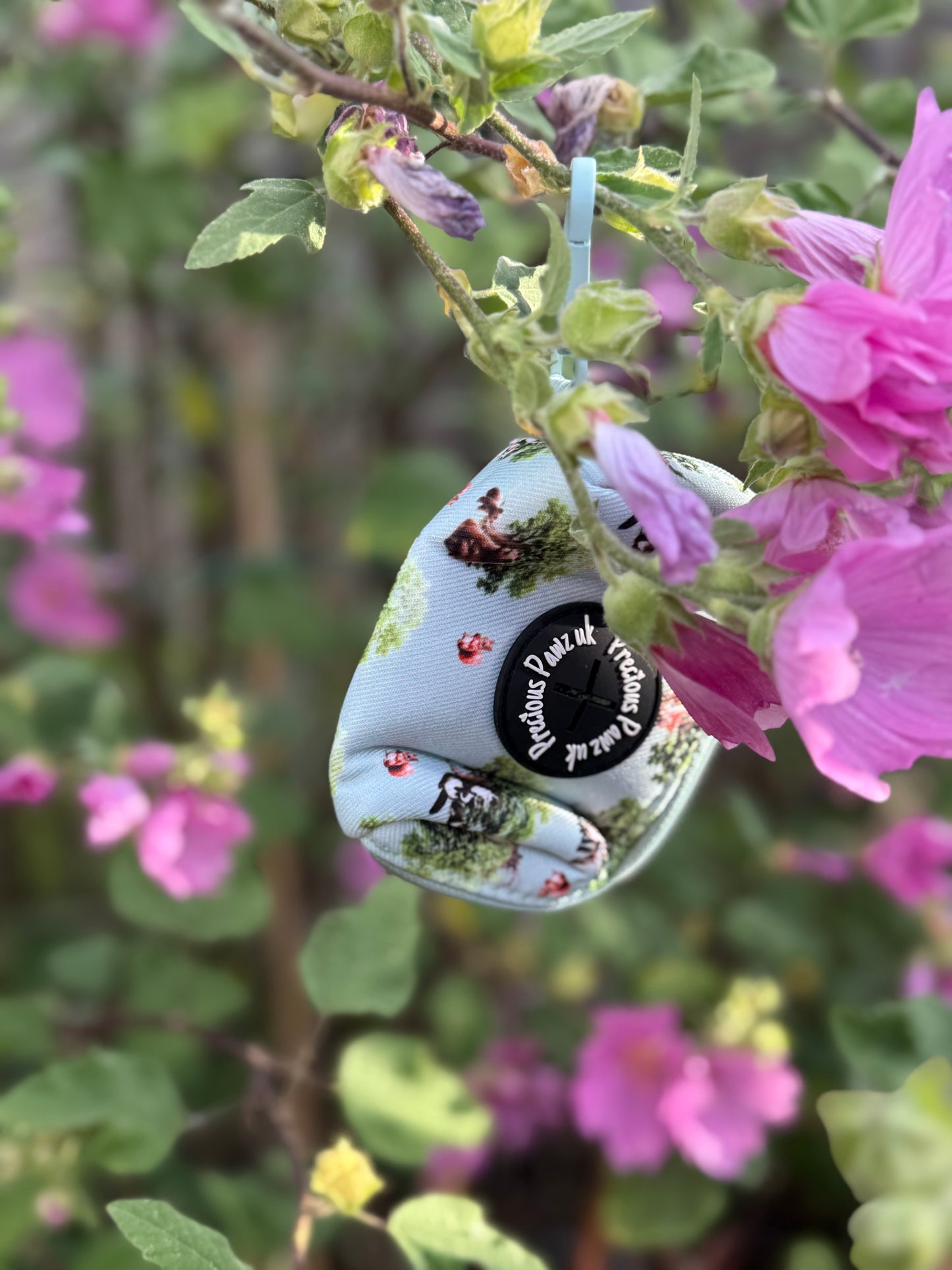 Paws of the forest Poo bag holder