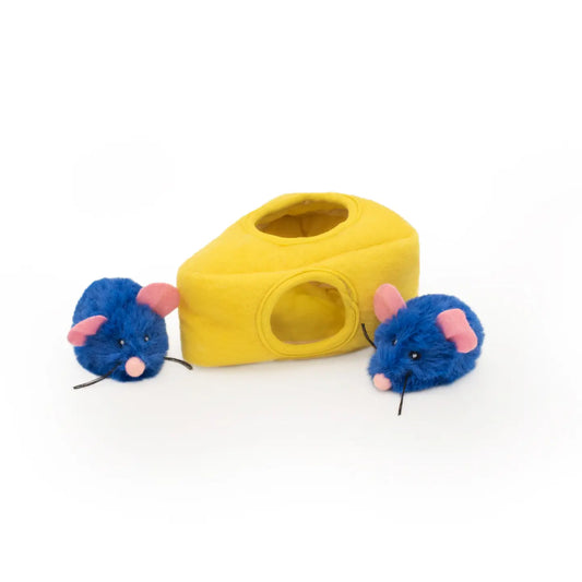 Zippy claws burrow mice and cheese cat toy